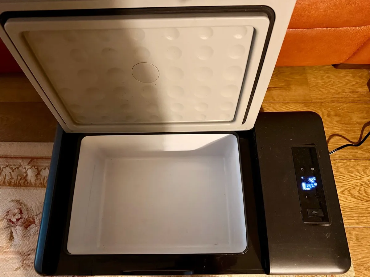 Compressor coolbox