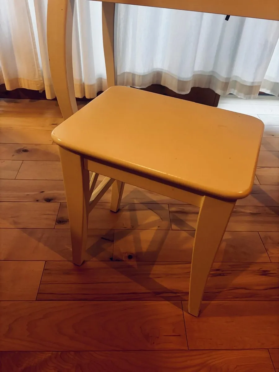 Dressing table & stool - 'Hemnes' from IKEA - Image 3