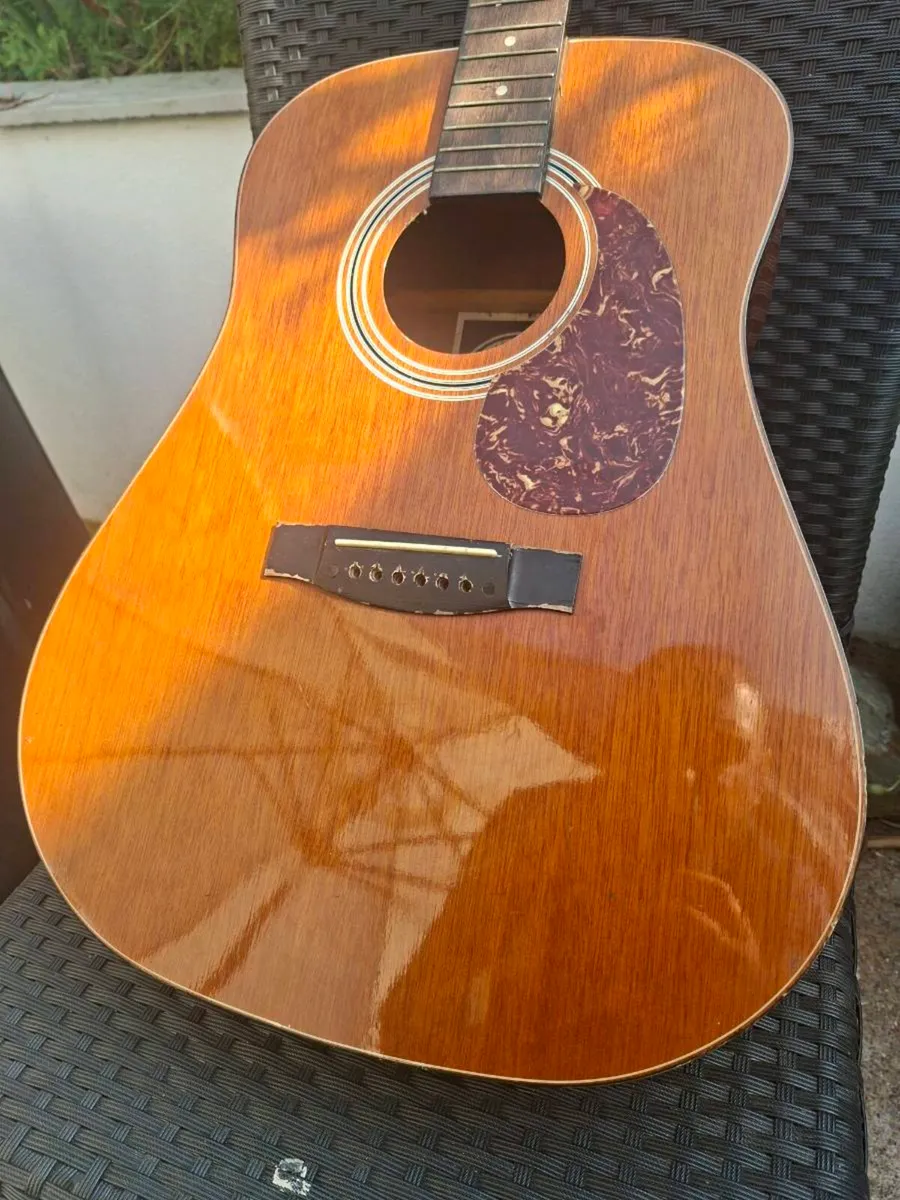 Vintage 1980's Hondo Dreadnought - Image 1
