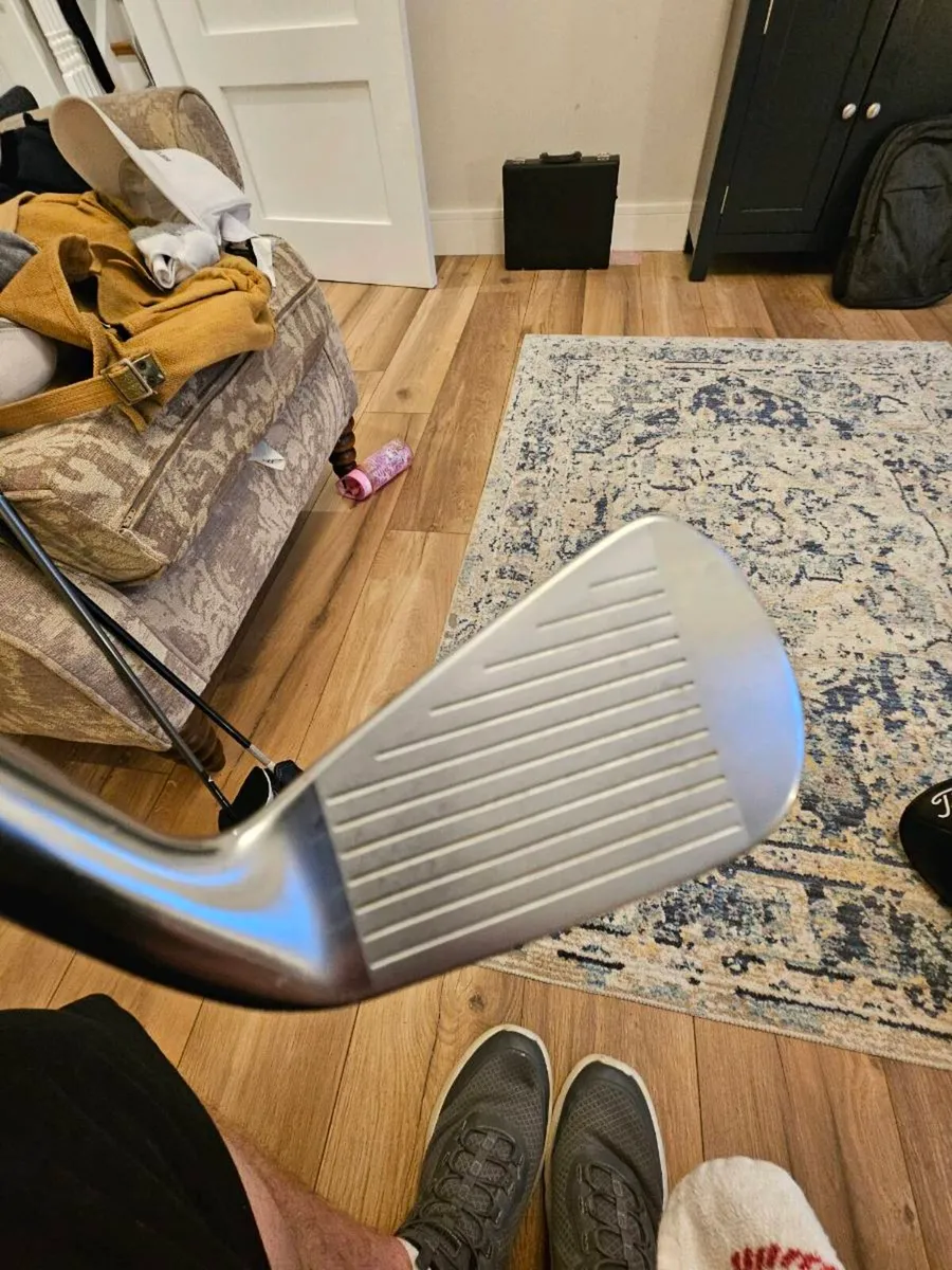 Titleist U505 Driving 4 Iron Left Handed - Image 3