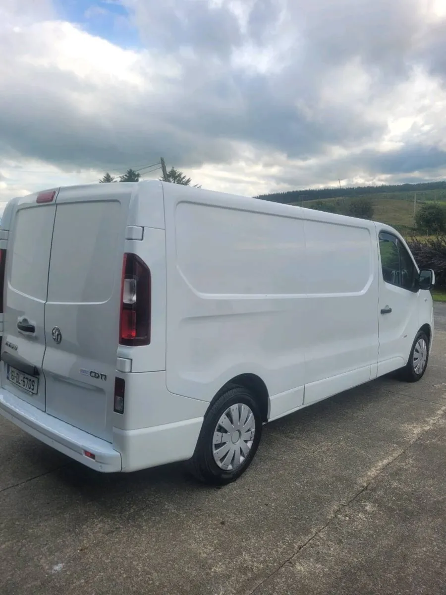 2016 Vauxhall Vivaro - Image 4