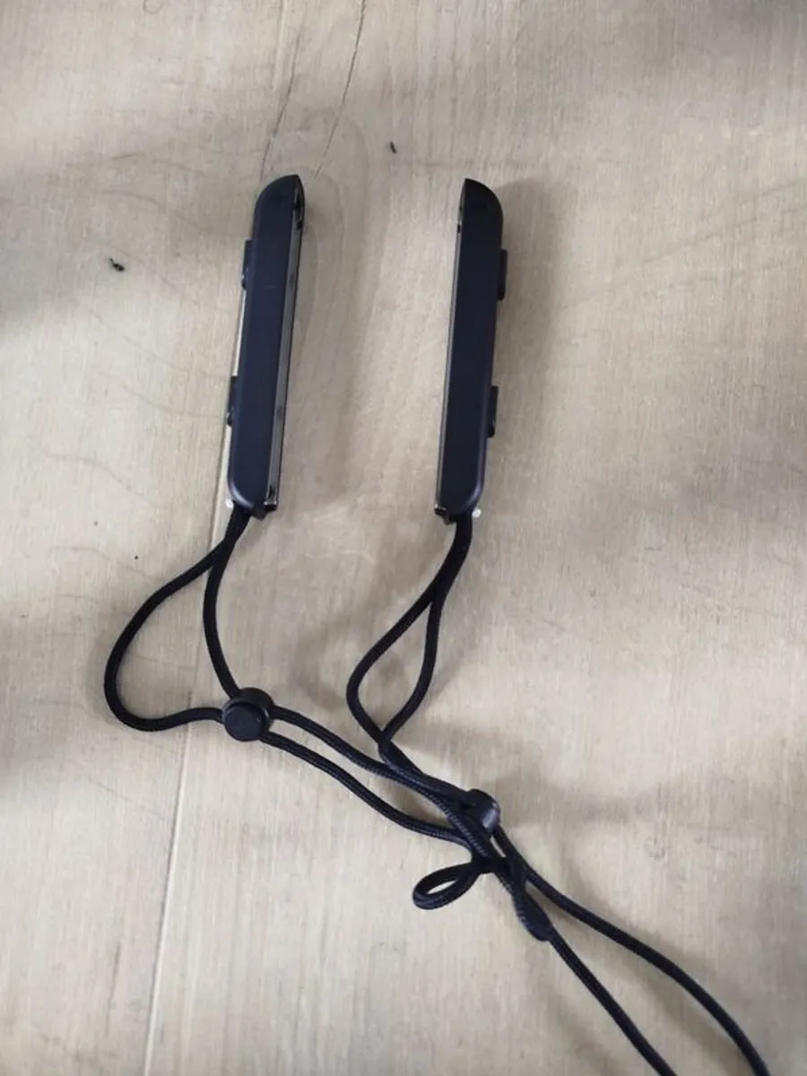 Nintendo Switch V2 - Image 3