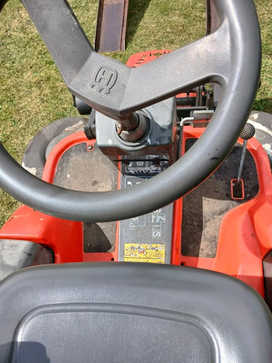 4X4 Husqvarna Rider with 21hp Kawasaki engine - Image 3