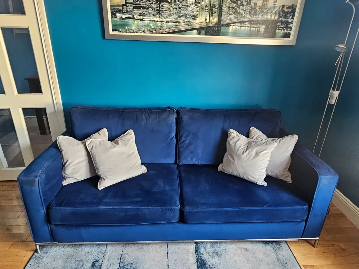 3 piece couches - Image 2