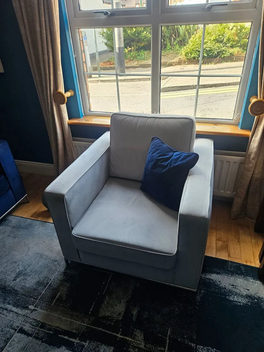 3 piece couches - Image 3