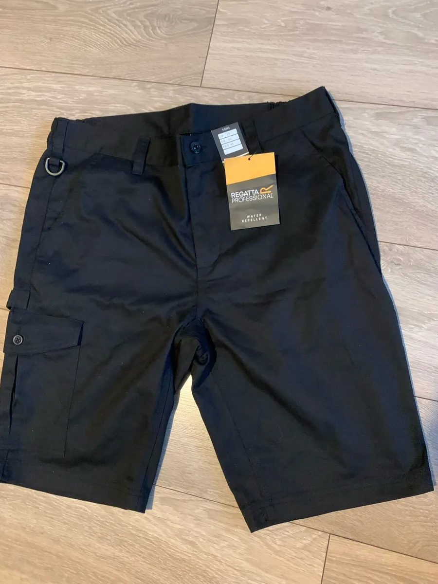 Regatta professional work pants size 34 waist - Image 1