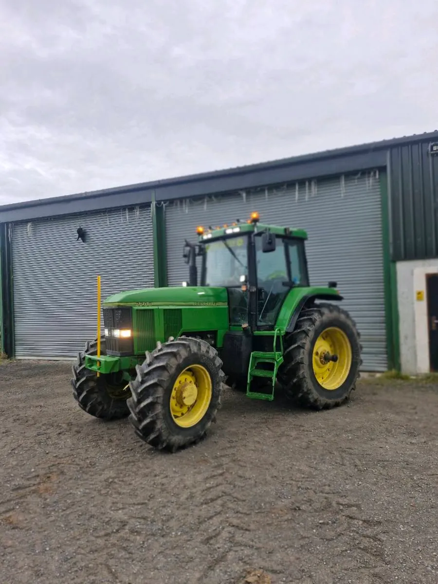 John Deere 7700 - Image 2