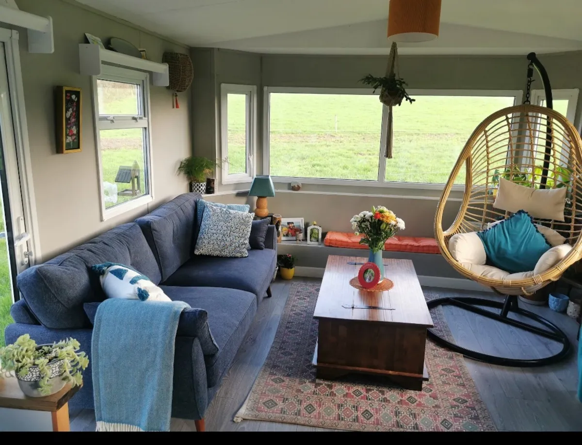 Mobile home - Image 1