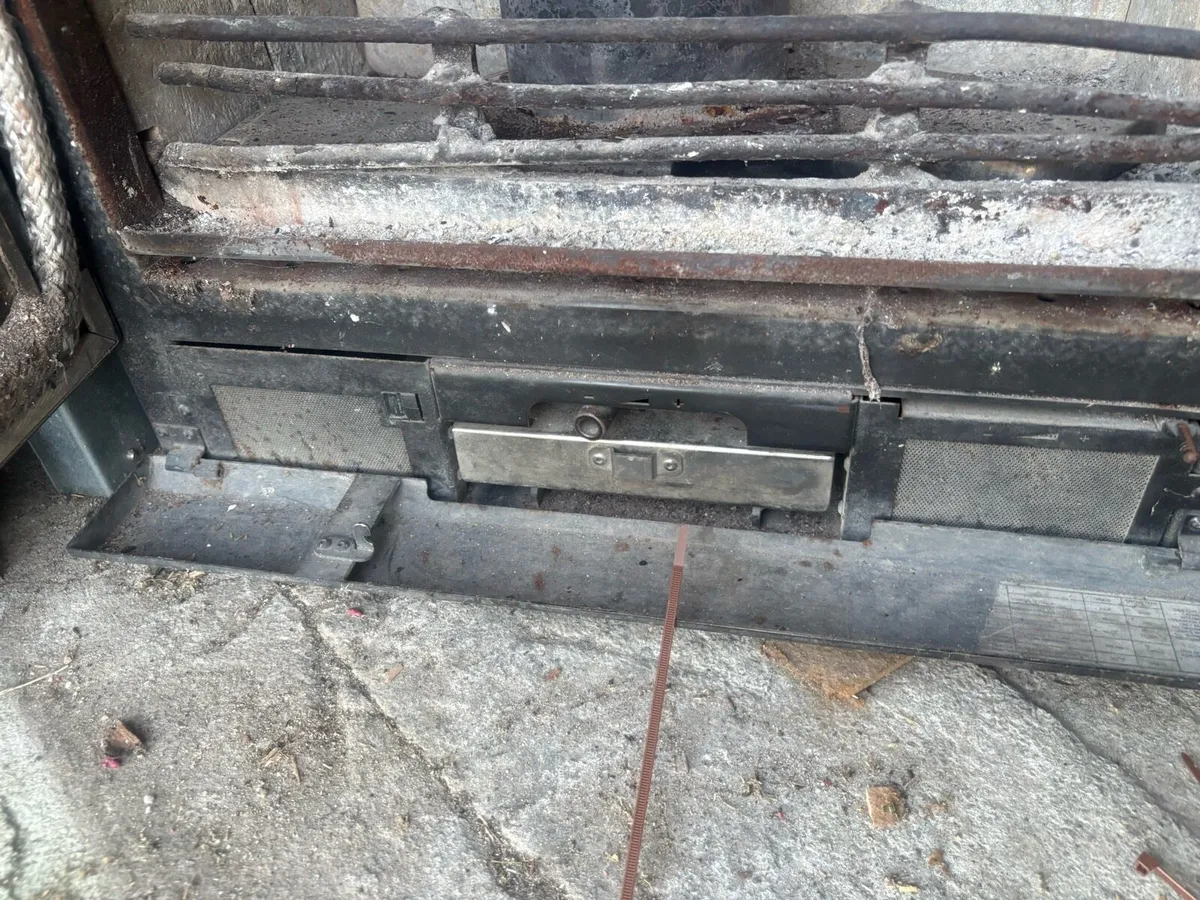 Stove - Image 2