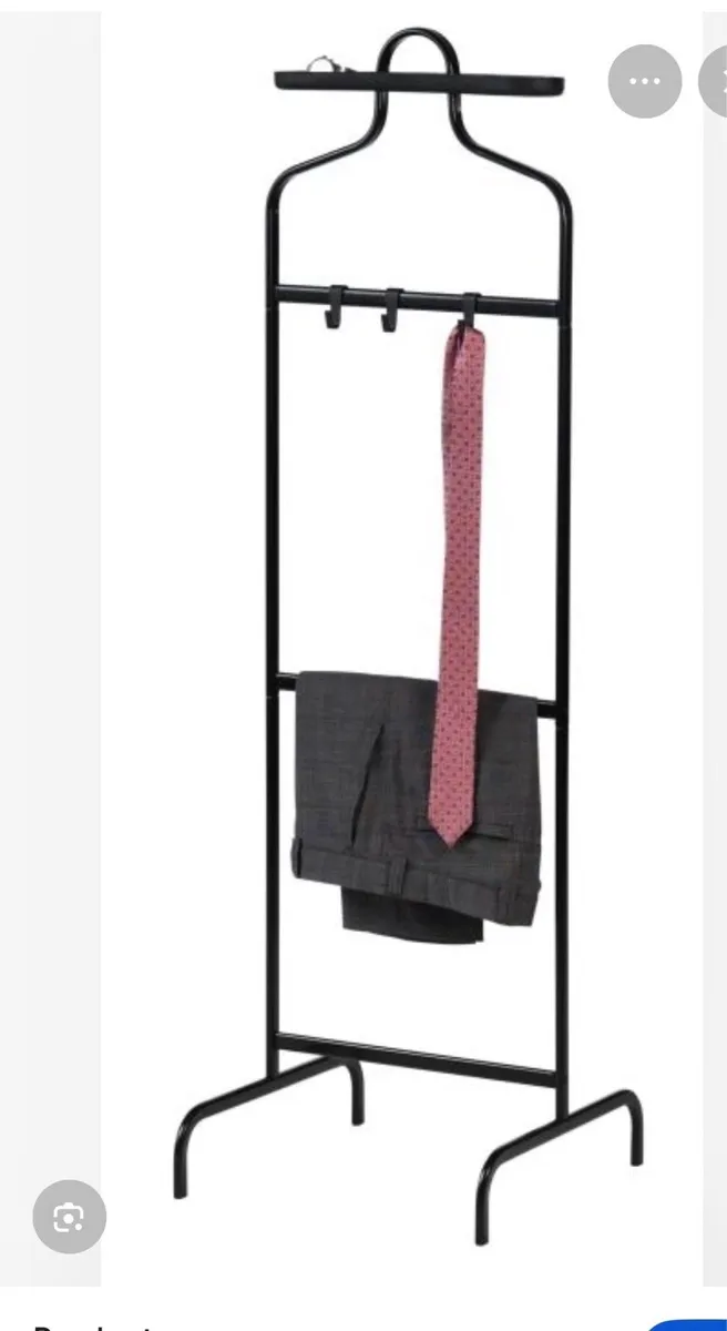 Free metal suit stand