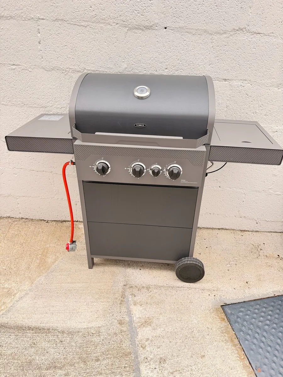 Tower 3 Burner Gas BBQ with Side Burner & Extra - Image 1