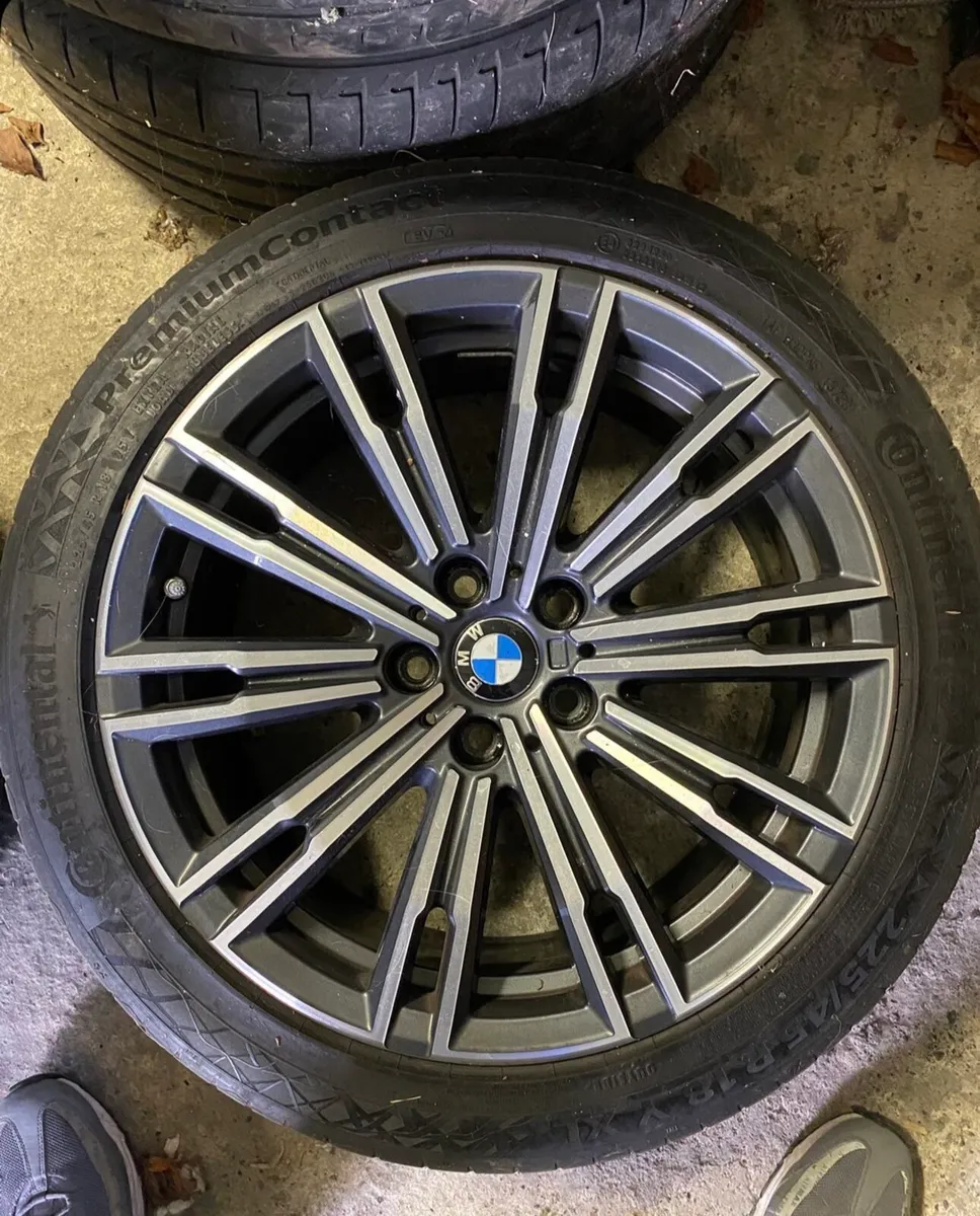 BMW alloys 18” - Image 4