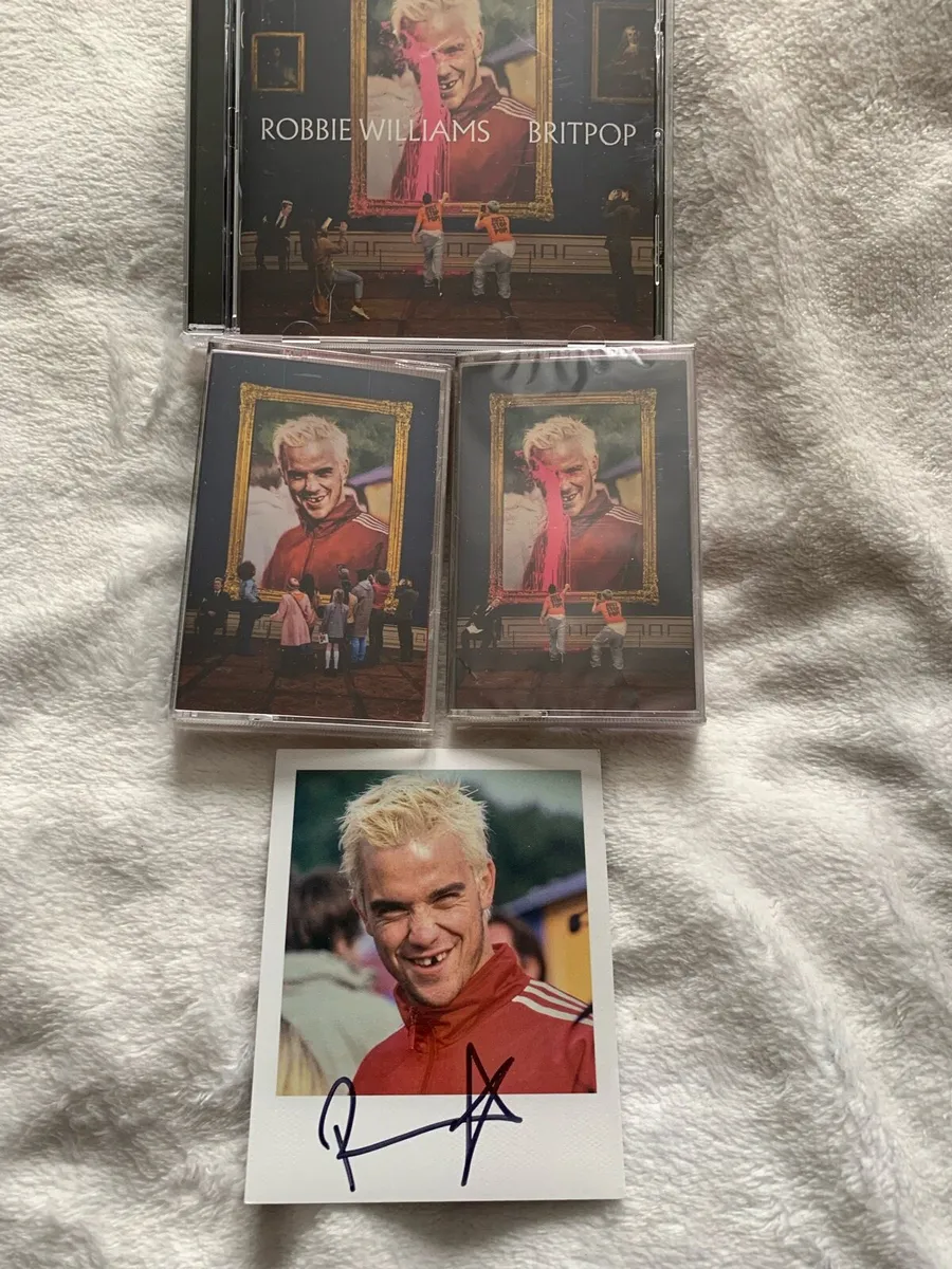 Robbie Williams signed and new cd tapes - Image 1