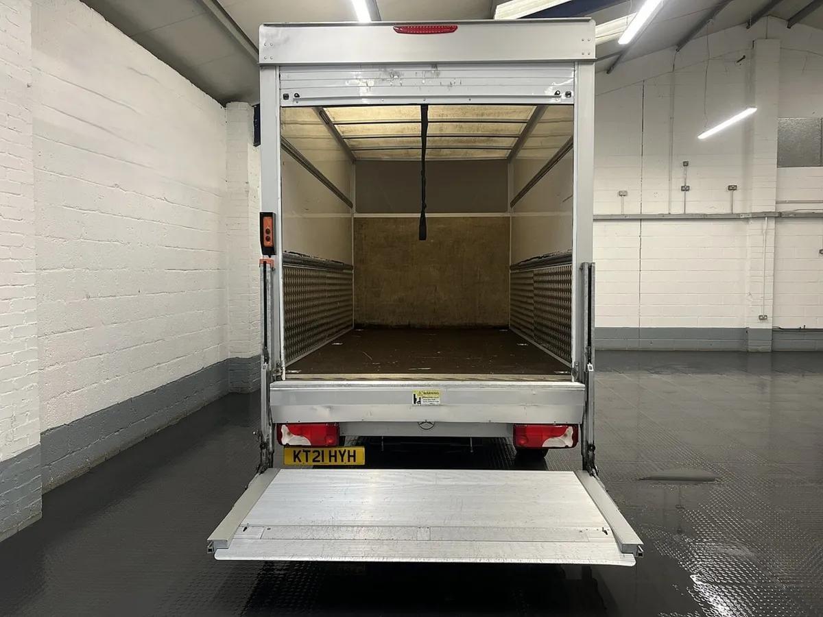 2021 Mercedes-Benz Sprinter Luton Box Van - Image 2