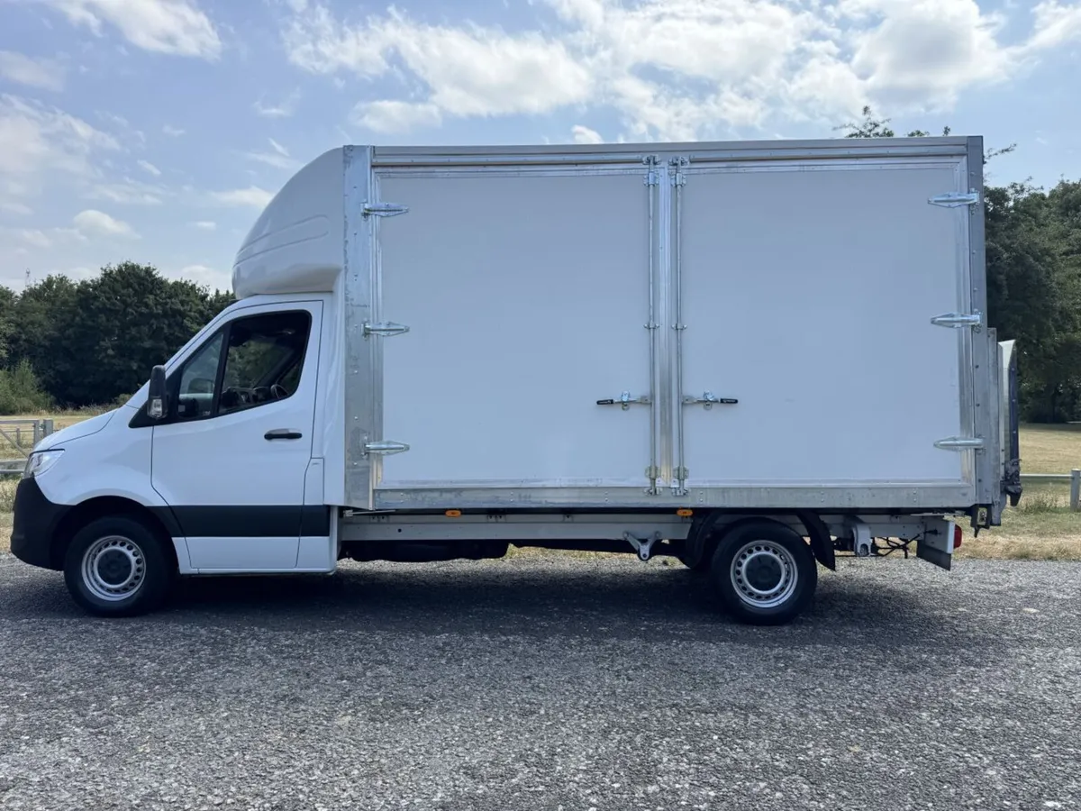 2022 Mercedes-Benz Sprinter Luton Box Van - Image 1