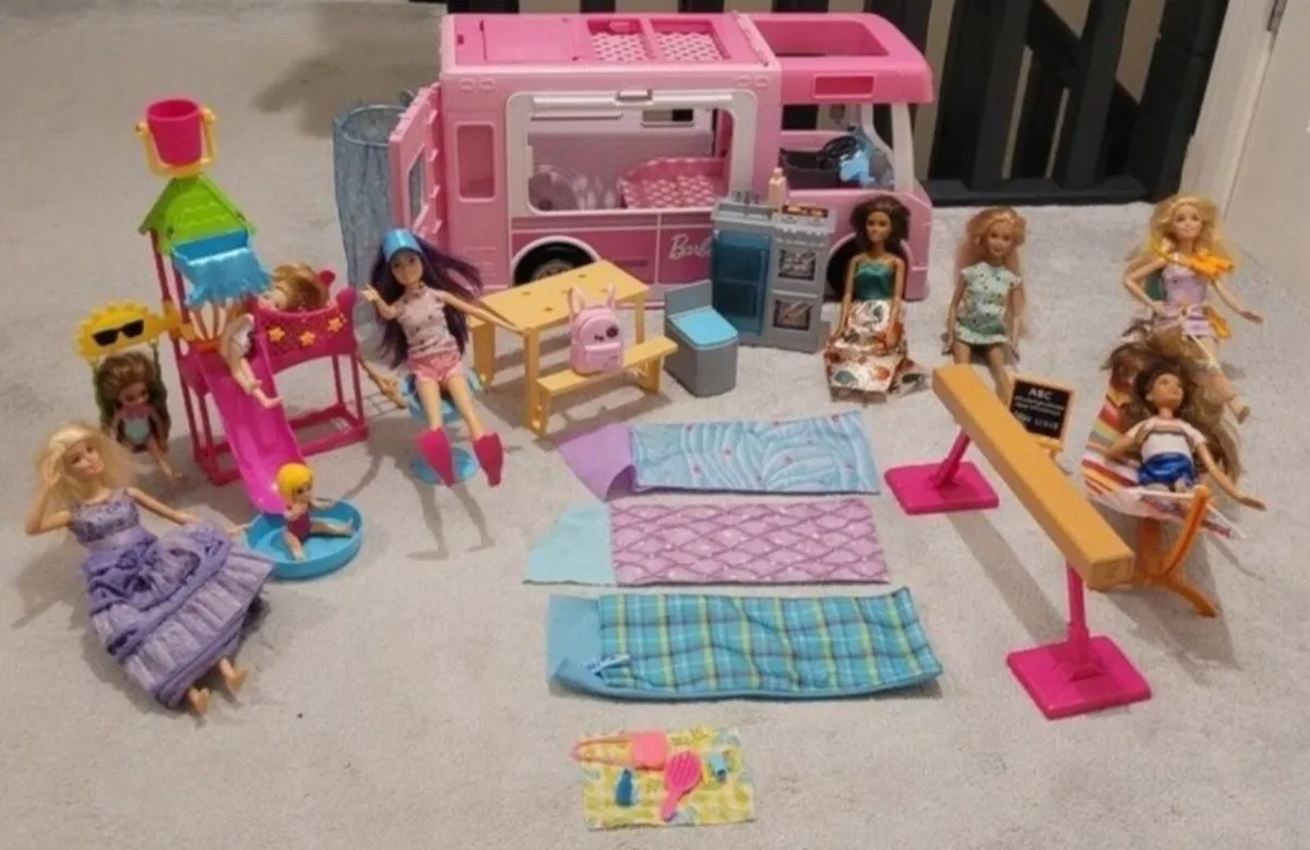 Barbie Camper Van Plus Extra Accessories & Barbies