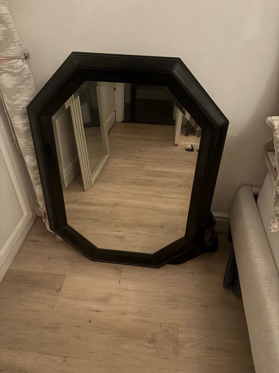Mirror - Image 1
