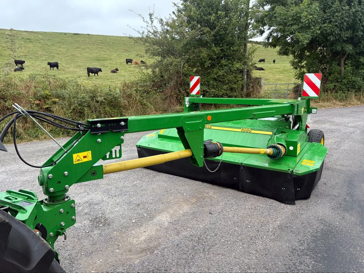 John Deere 1365 Mower Conditioner 2019 - Image 4