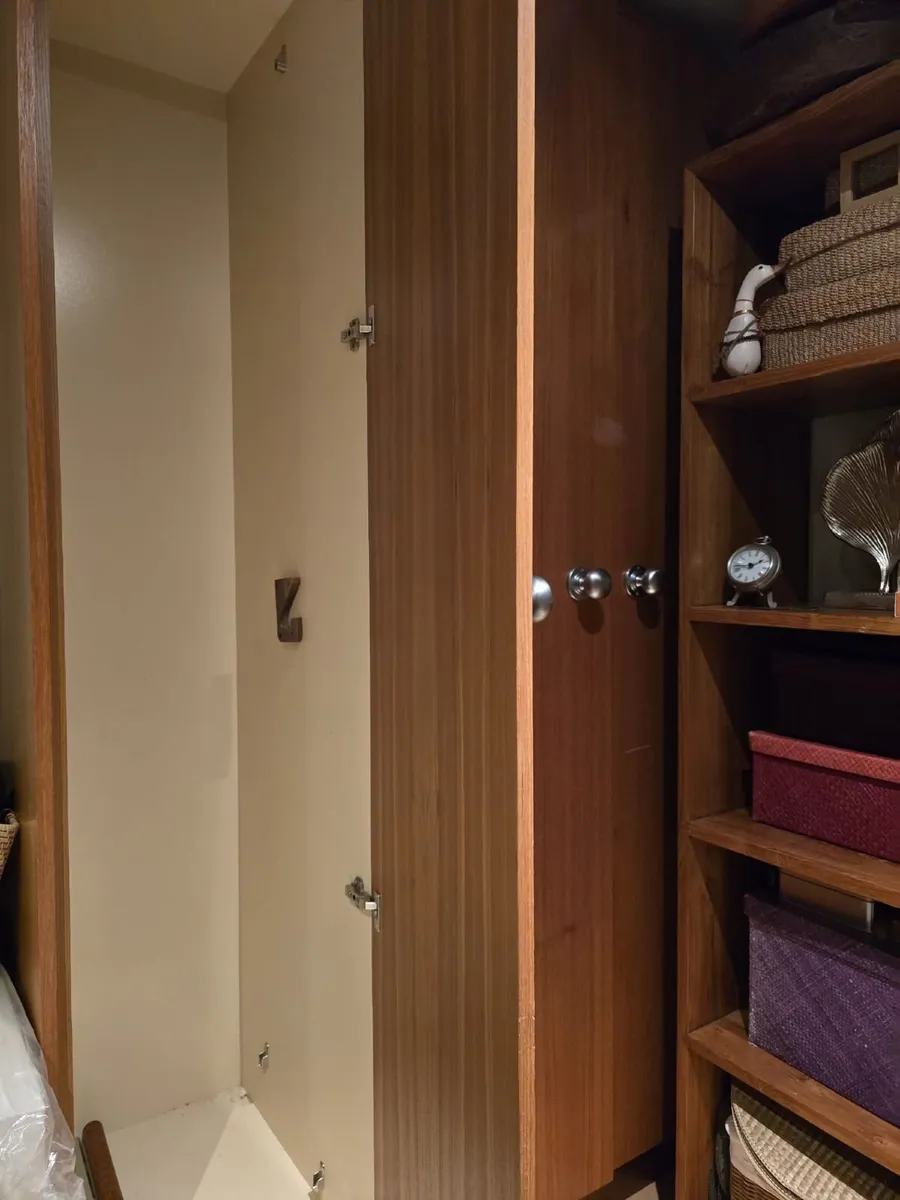 Triple Door Teak Wardrobe - Image 3