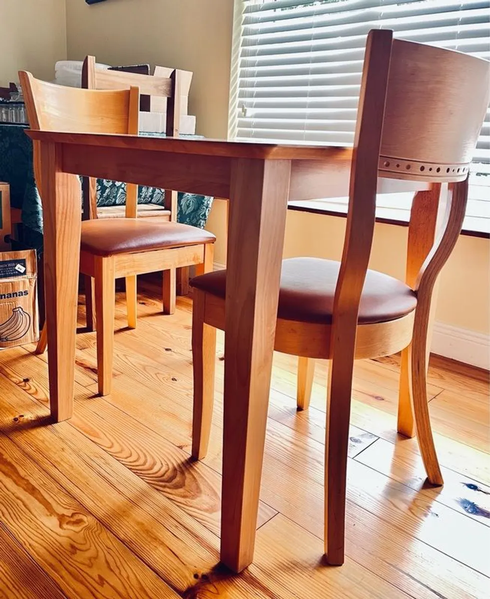 Pine table & two chairs - Image 1