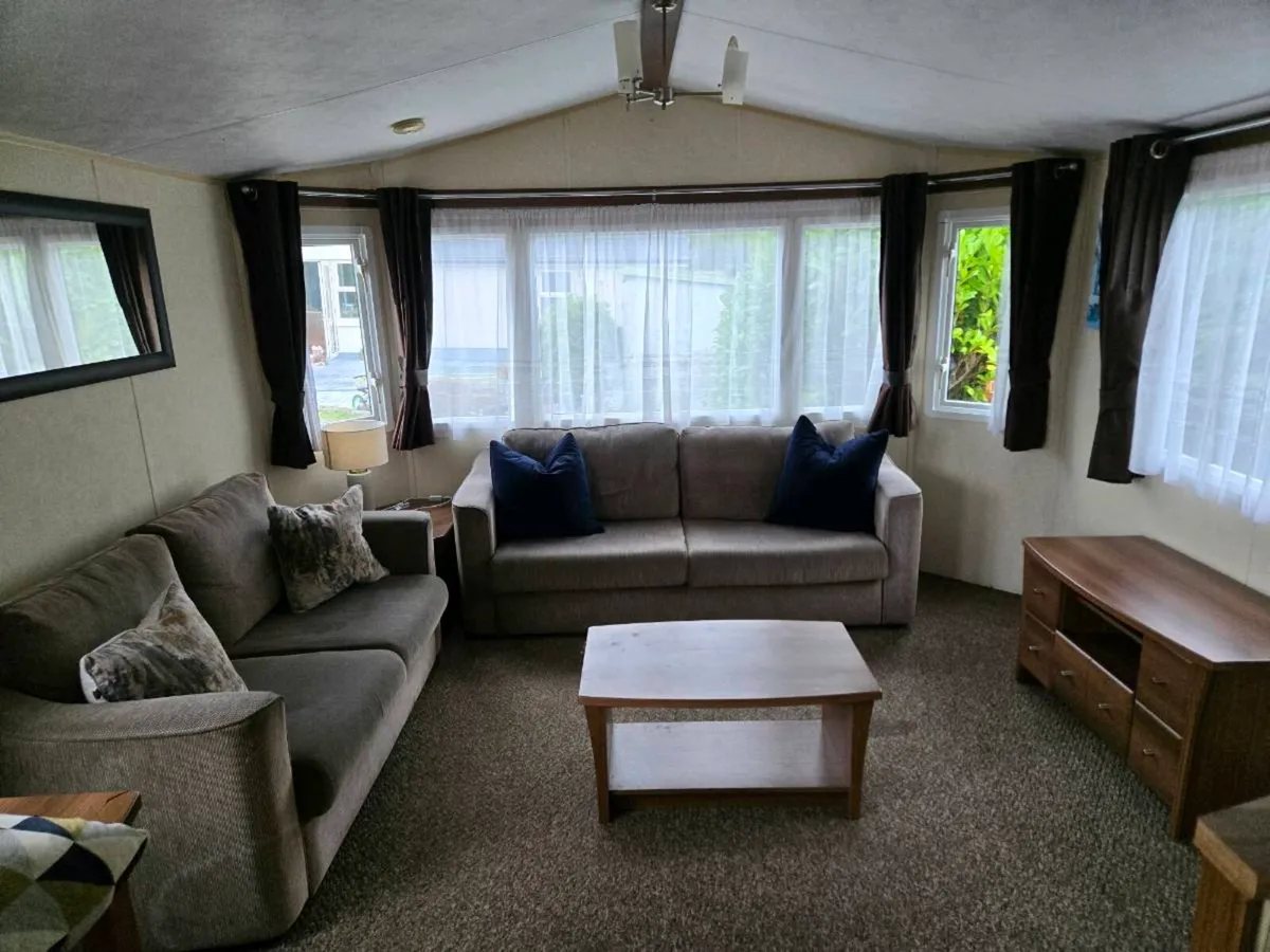 2 bed mobile home - Image 2