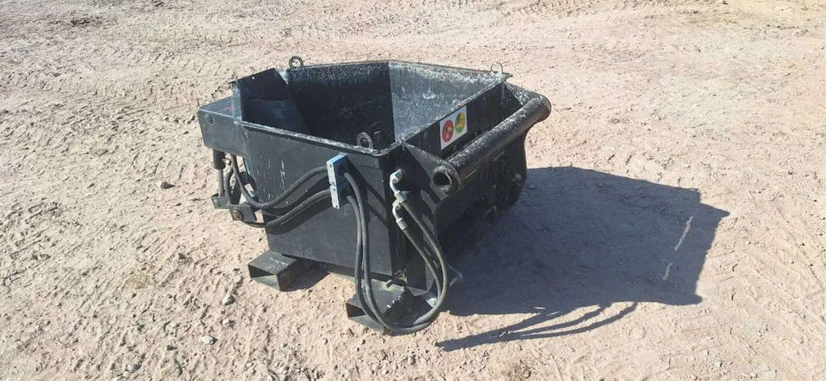 Manitou Concrete Skip - Image 2