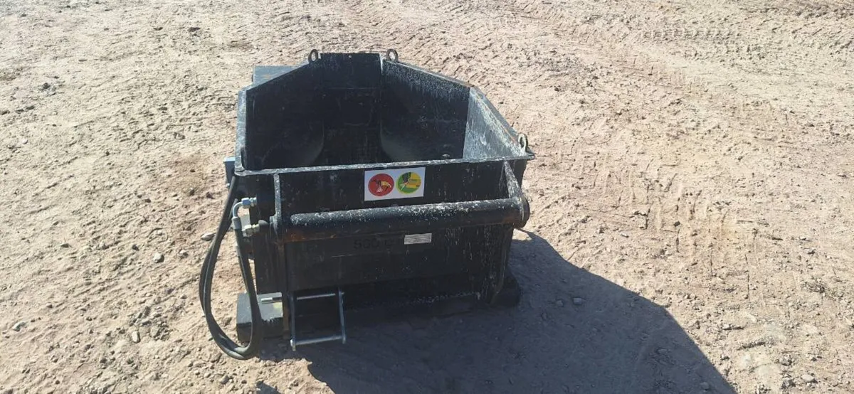 Manitou Concrete Skip - Image 3