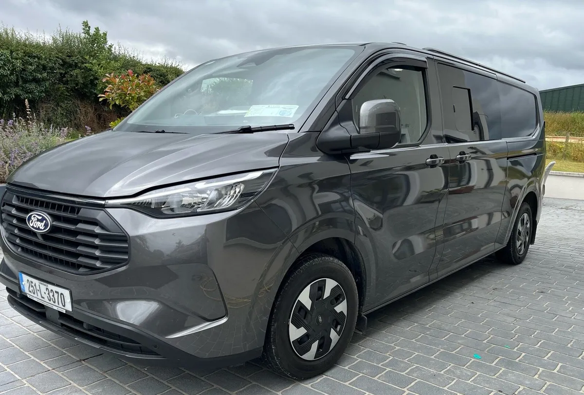 Ford transit crew cab - Image 1