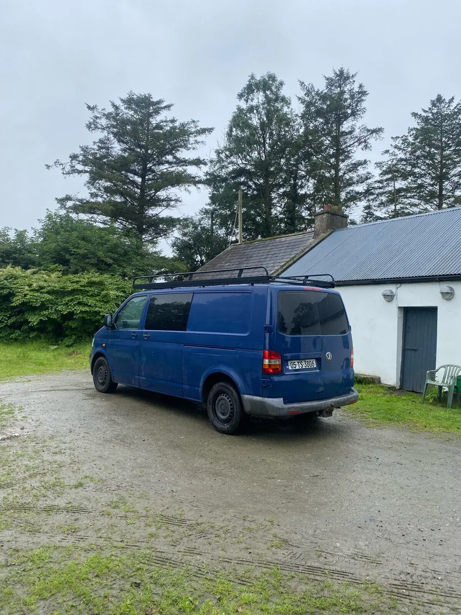 T5 transporter van - Image 2