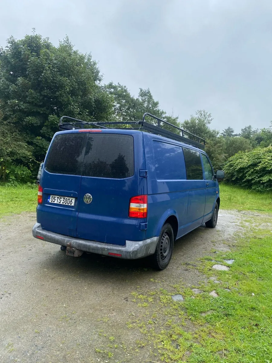 T5 transporter van - Image 3