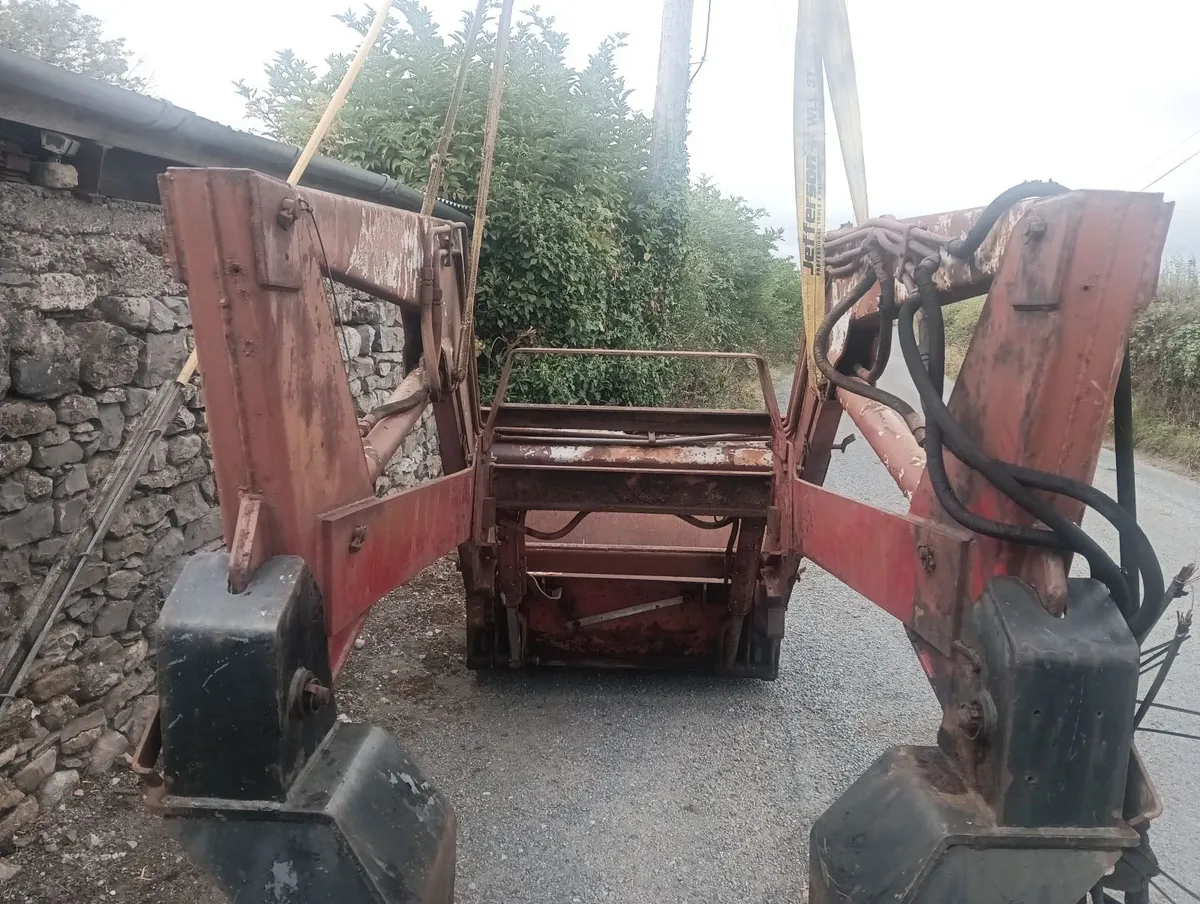 David Brown / Case QD 90 loader - Image 2