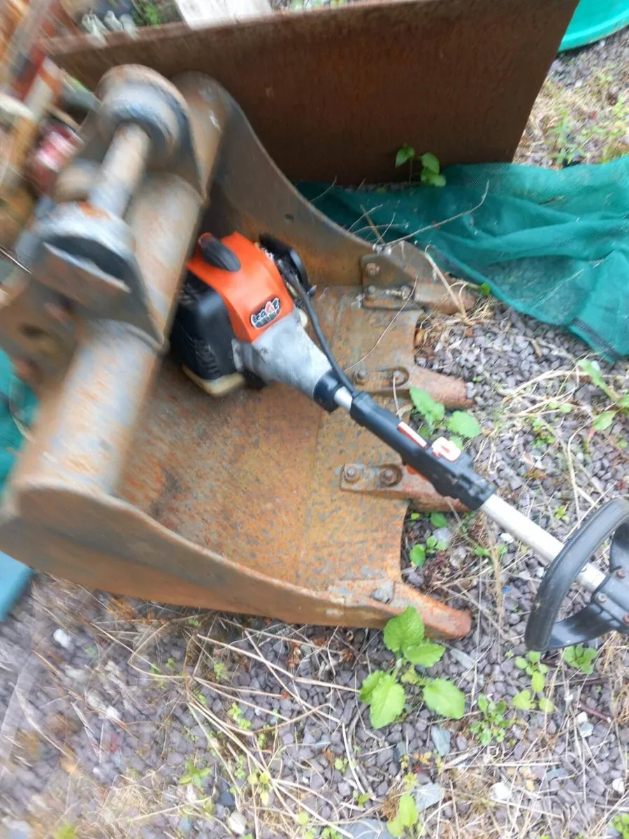 Mini Dig Bucket - Image 1