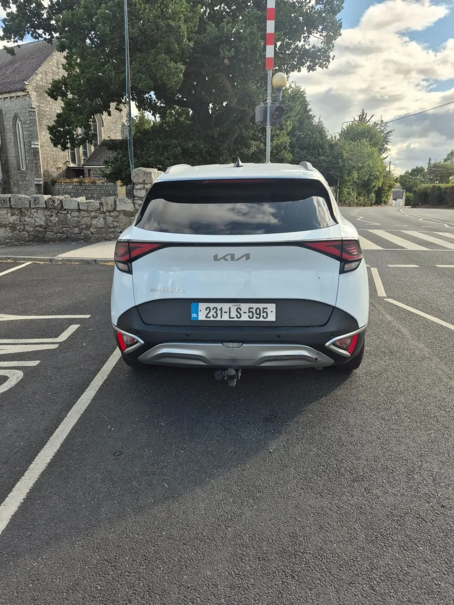 Kia Sportage 2023 - Image 2