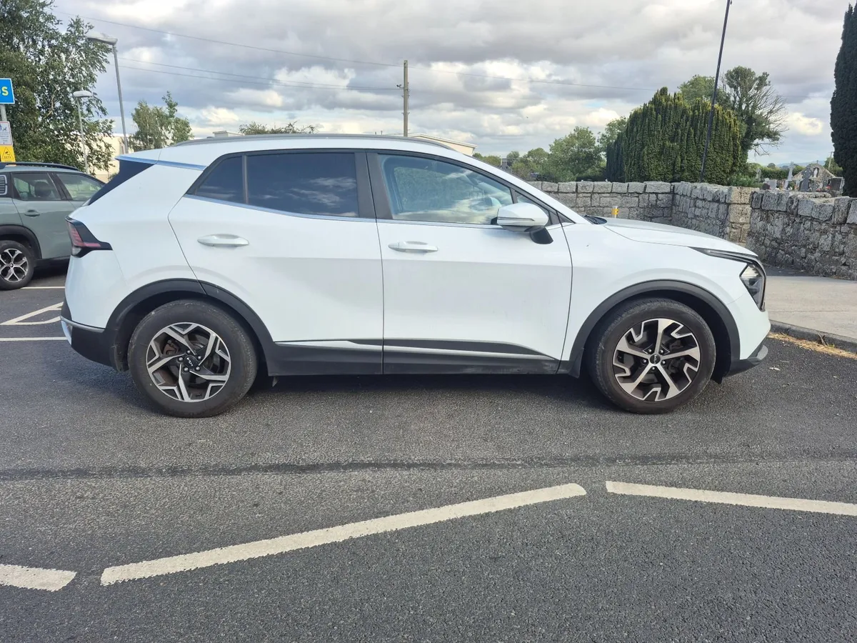 Kia Sportage 2023 - Image 3