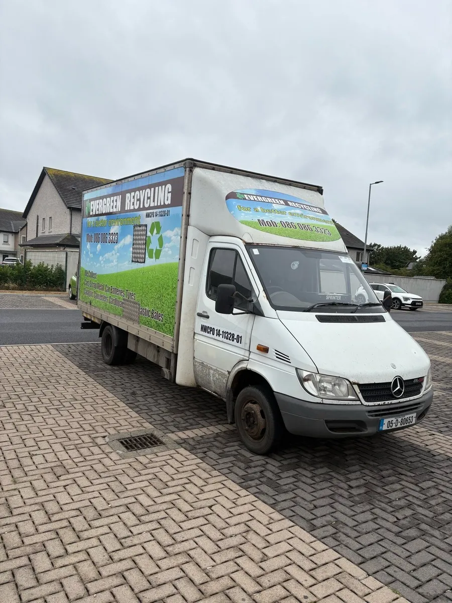 MERCEDES SPRINTER 2.7  5 CYLINDER BOX BODY - Image 1
