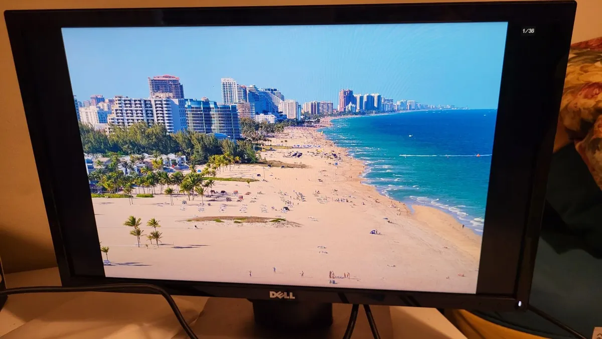 Monitor 22" - Image 1