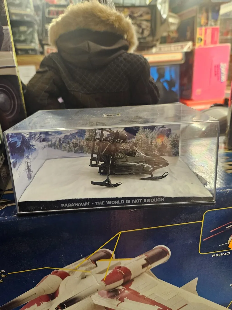 Corgi James Bond Parahawk