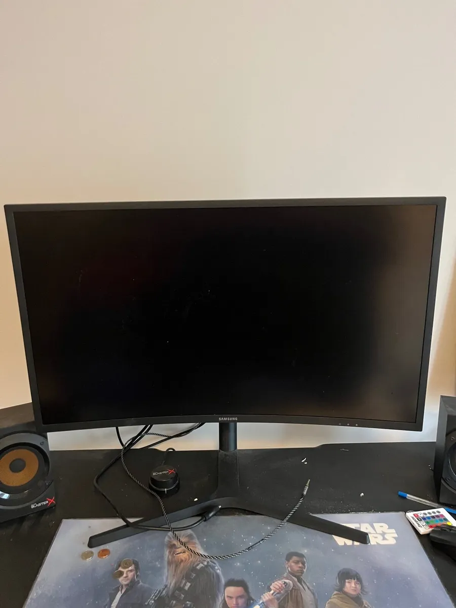 Samsung 32” Curved Gaming Monitor - Image 1