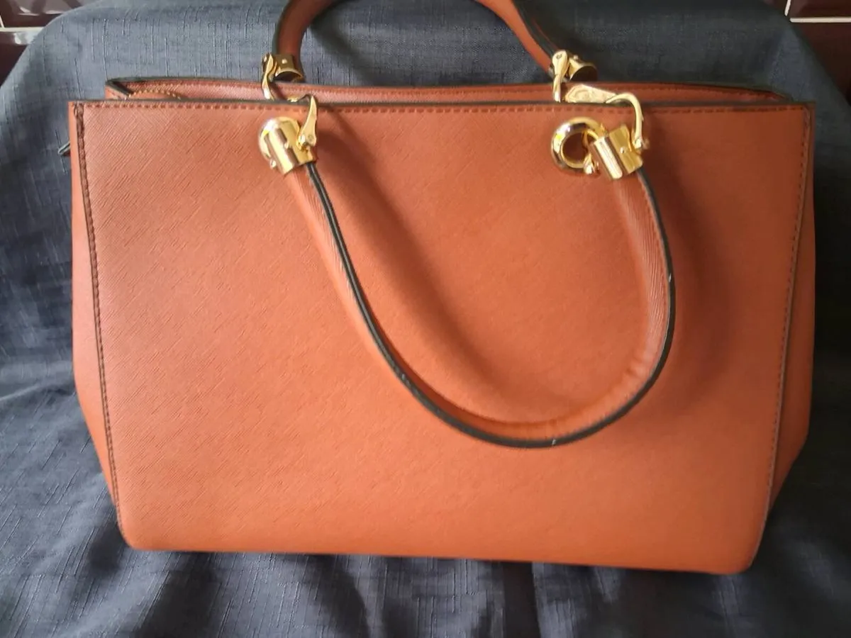 Tipperary Crystal Handbag - Image 3