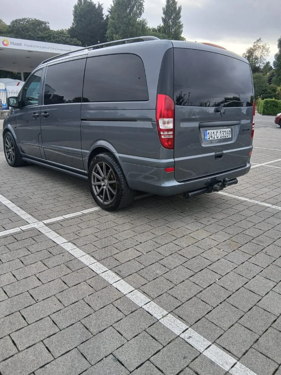 Mercedes-Benz V-Class 2014 - Image 3