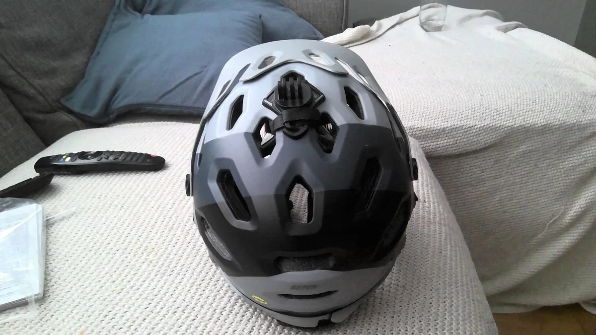 bicycle helmet - Image 3