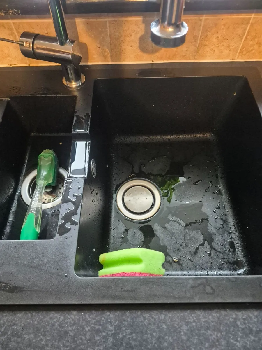 Oven, hub, sink, extractor - Image 4