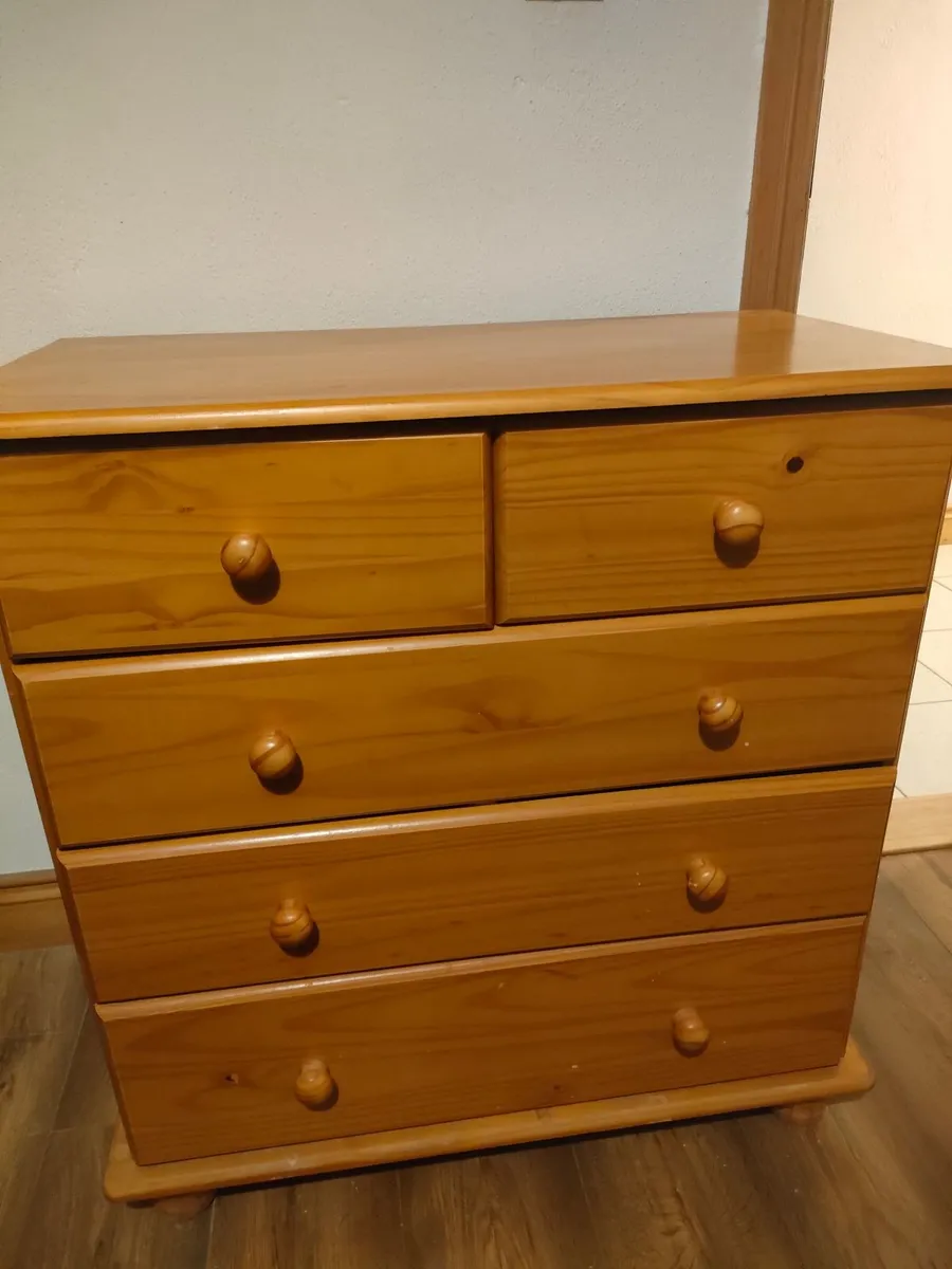 Furniture clear out - Image 3
