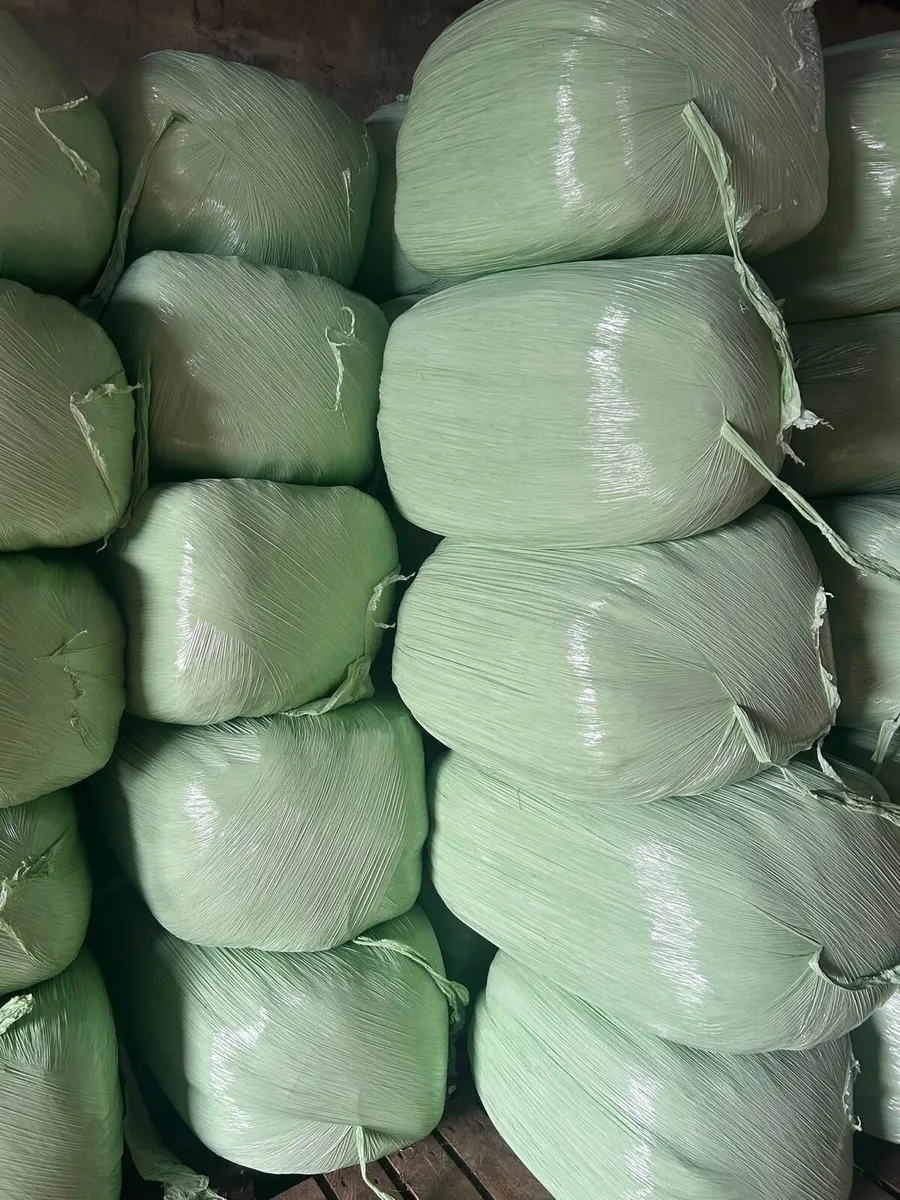 Small square bales of Haylage - Image 3