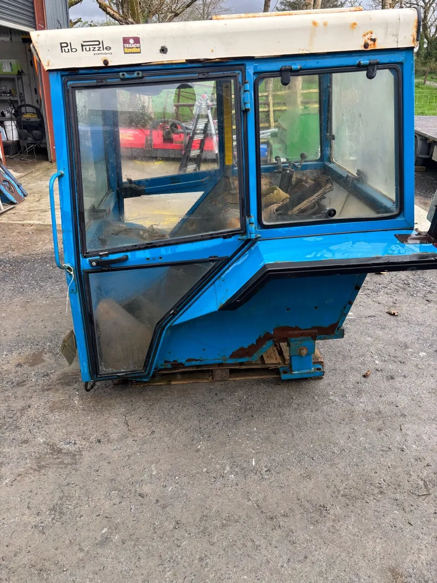 Ford AP Cab & wheels - Image 2