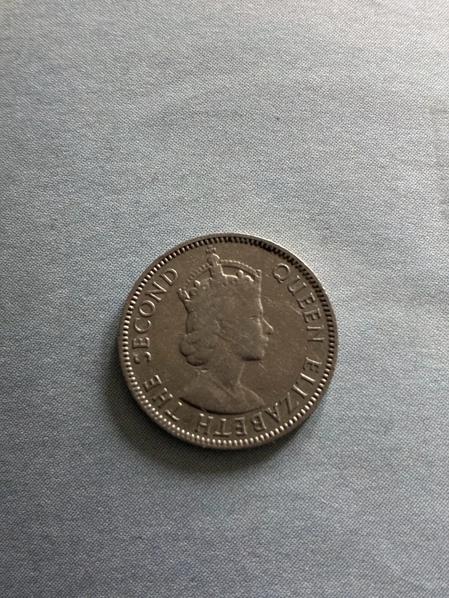 East Africa 1954 fifty cents/ half shilling - Image 1