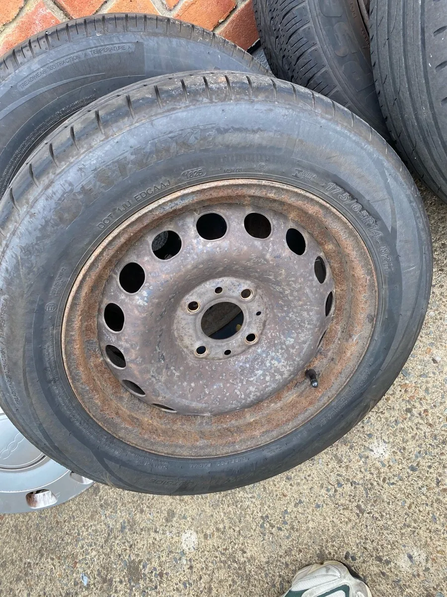 Rims and Tires R14 - Image 3