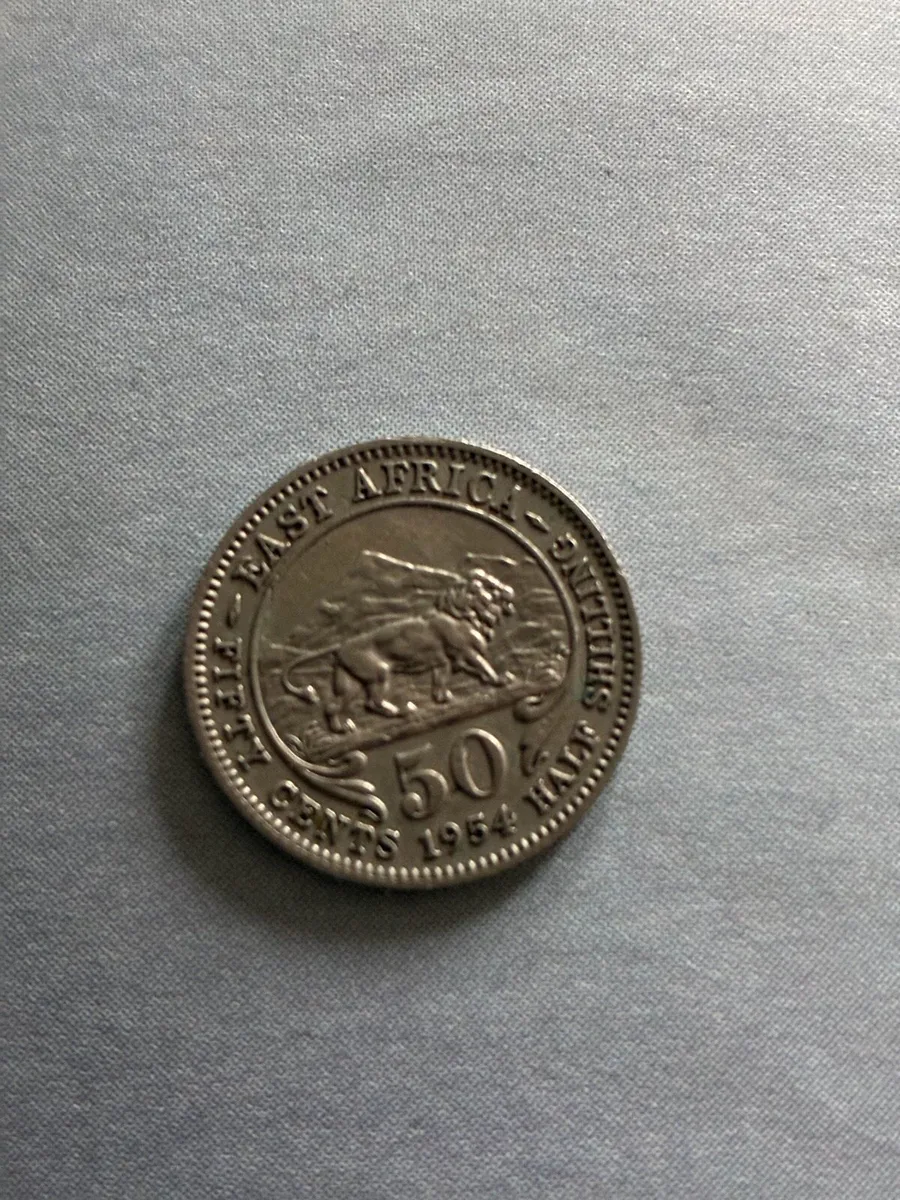 East Africa 1954 fifty cents/ half shilling - Image 3