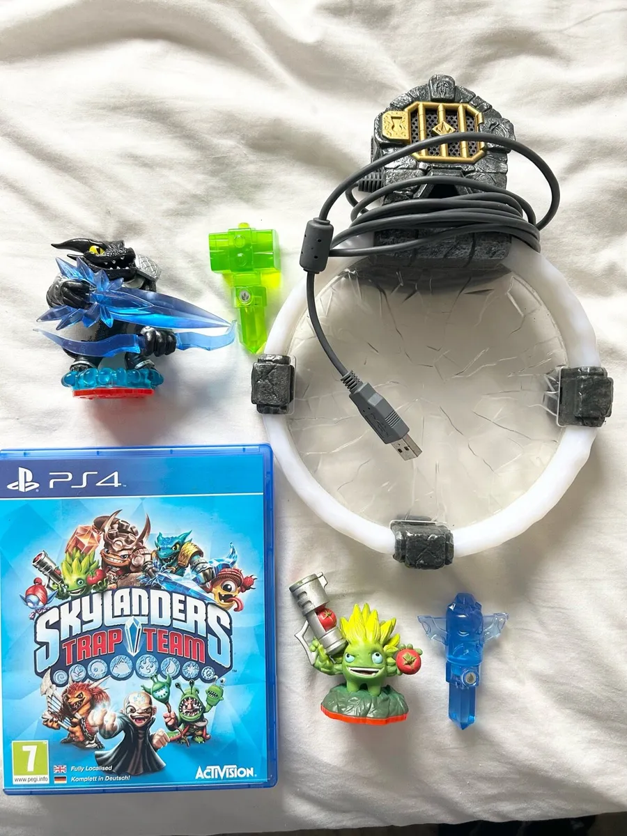 Mint PS5 / PS4 Skylanders Trap Team