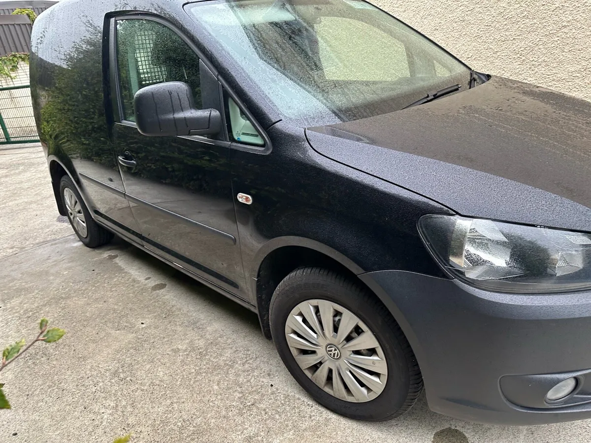 Caddy van - Image 4